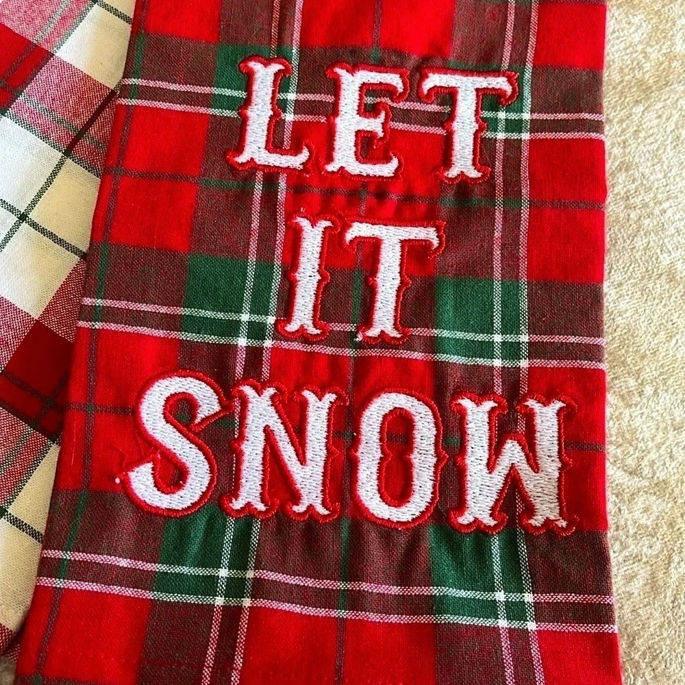 Brand New Press 'N Bake Holiday Christmas Cookie Cutter & Set of 2 Plaid Towels